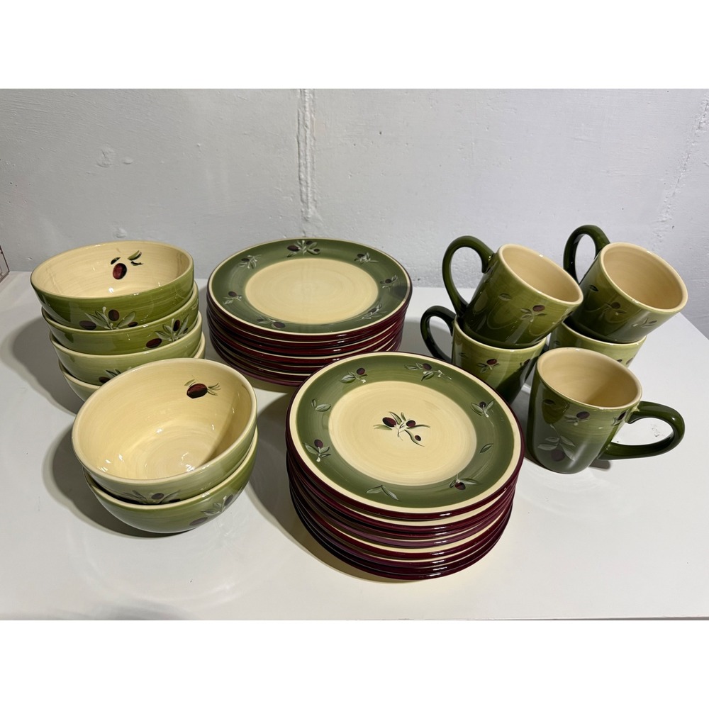Better Homes and Gardens Olive Villa 26pc Dinnerware Set Green Cream Stoneware